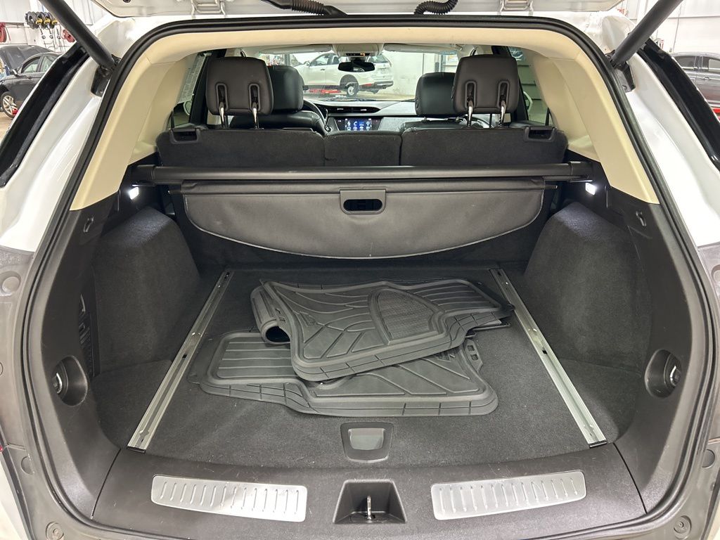 used 2017 Cadillac XT5 car, priced at $20,752