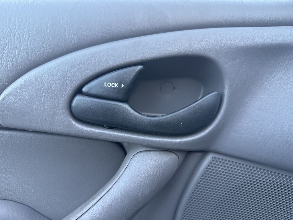 used 2003 Ford Focus car, priced at $5,900