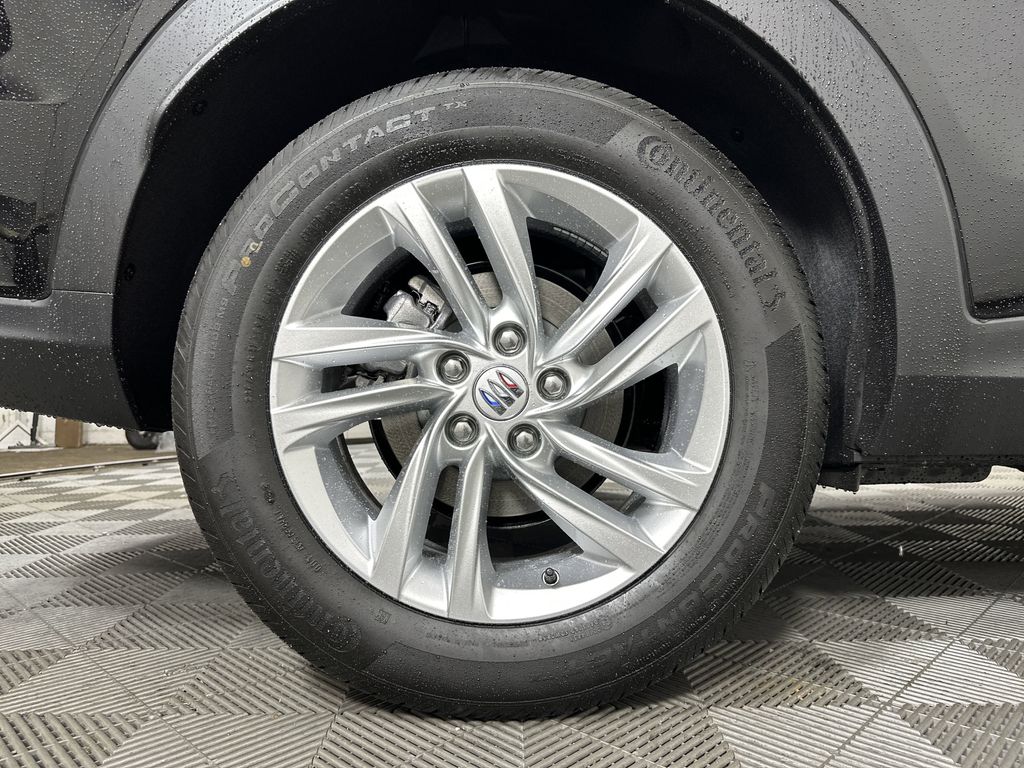 new 2025 Buick Envista car, priced at $25,785