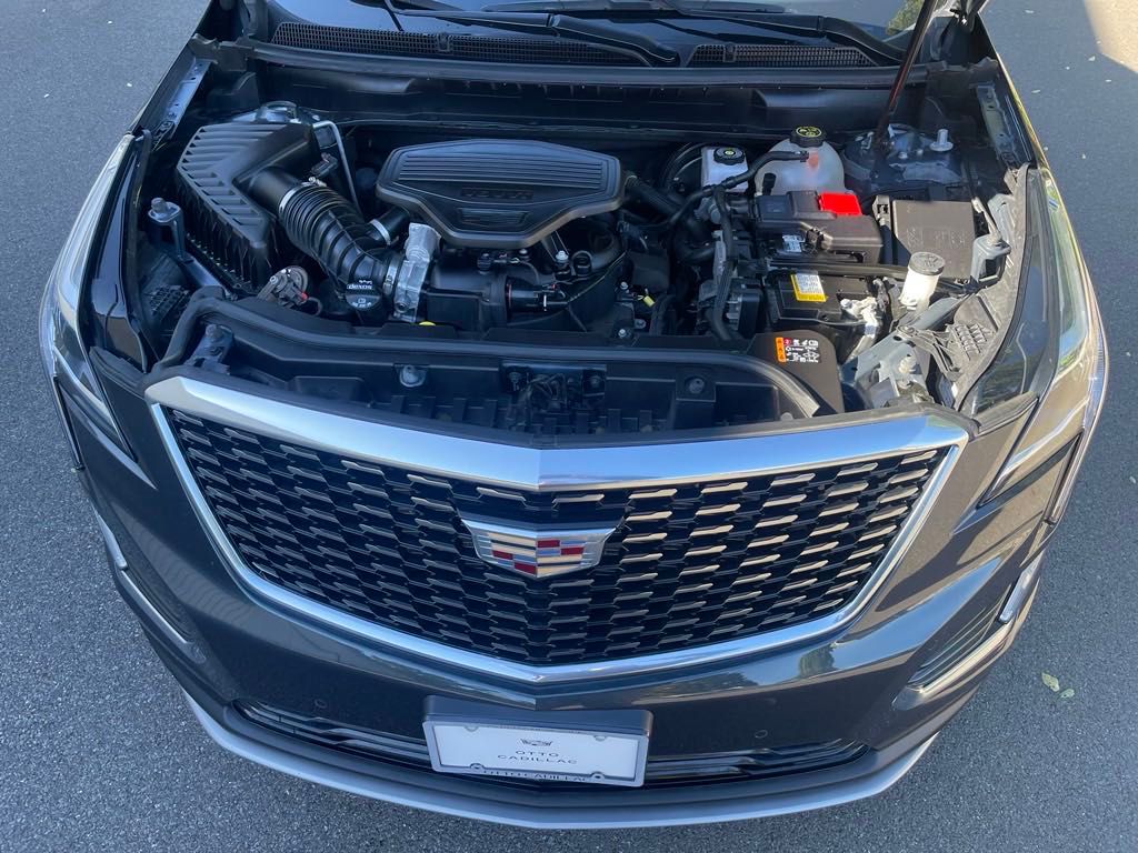 used 2021 Cadillac XT5 car, priced at $30,950