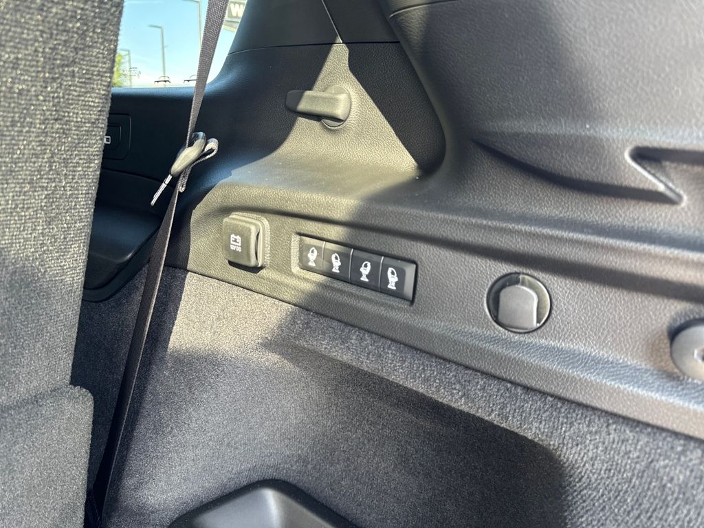 new 2025 Jeep Grand Cherokee L car, priced at $59,990