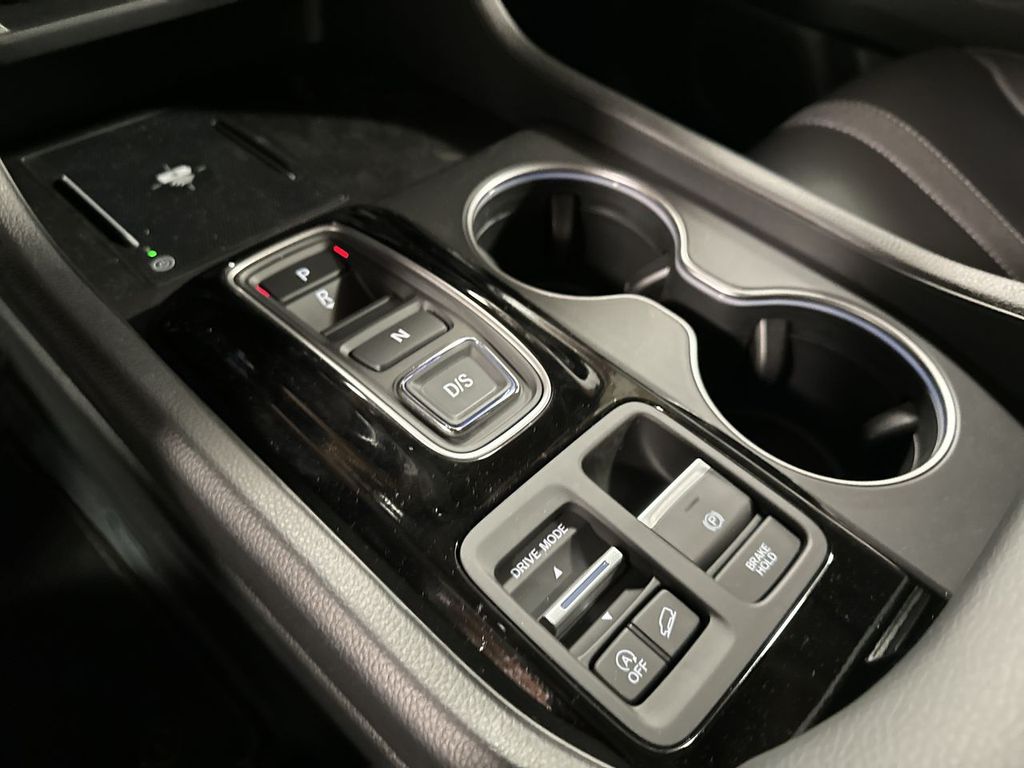new 2025 Honda Pilot car, priced at $51,095