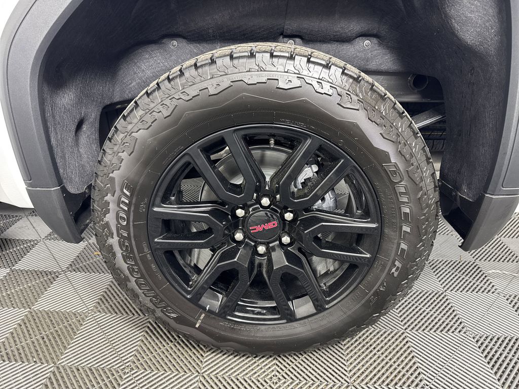new 2025 GMC Sierra 1500 car, priced at $61,430