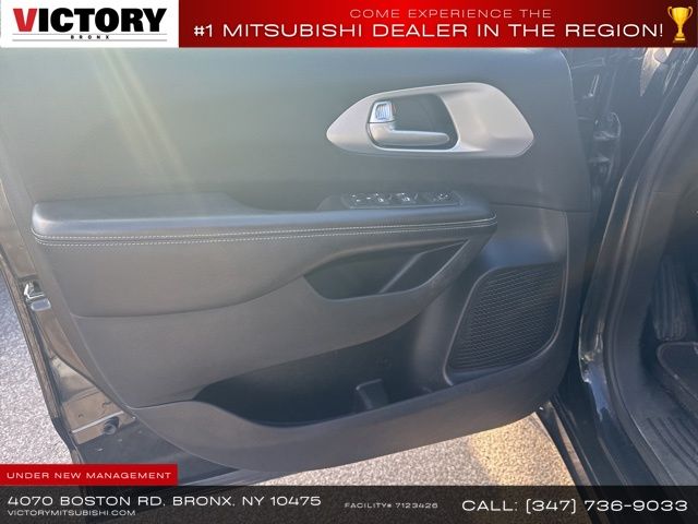 used 2020 Chrysler Pacifica car, priced at $15,691