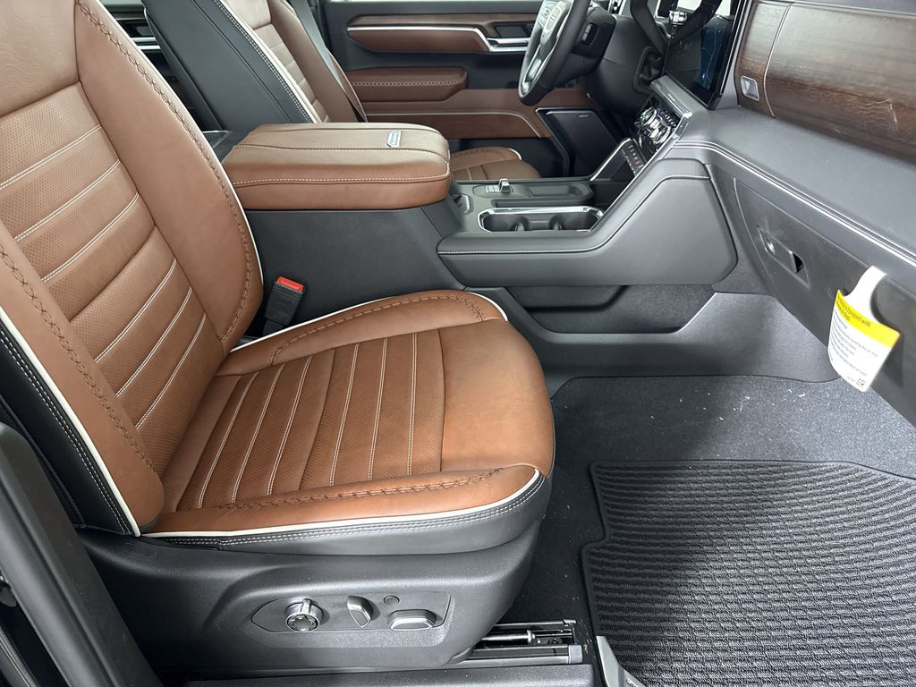 new 2025 GMC Sierra 2500HD car, priced at $94,014