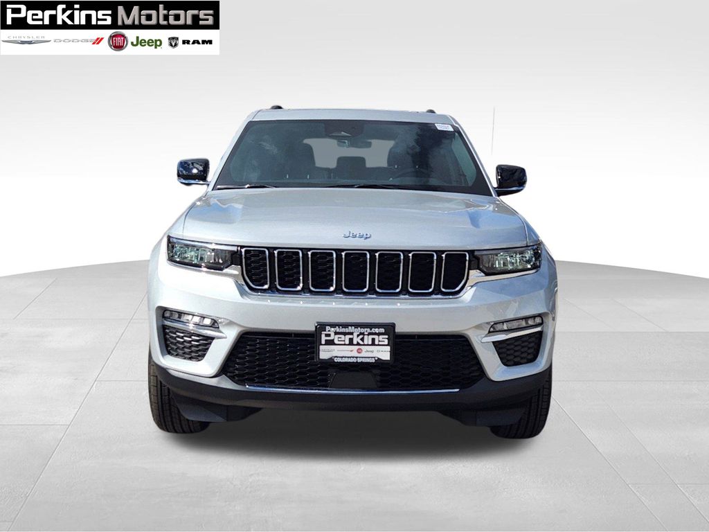 new 2025 Jeep Grand Cherokee car, priced at $52,869