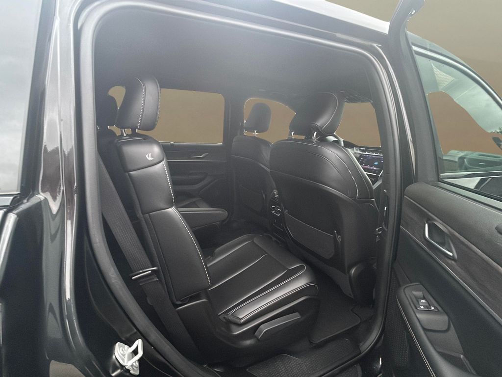 used 2024 Jeep Grand Cherokee L car, priced at $38,850