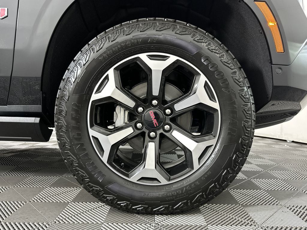 new 2025 GMC Yukon car, priced at $91,734