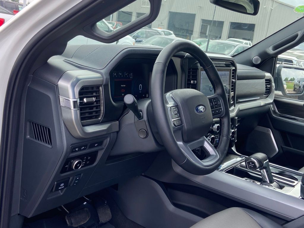 new 2024 Ford F-150 car, priced at $62,814