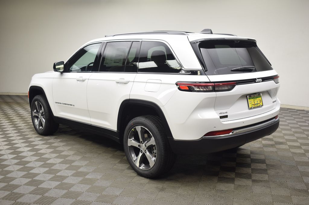 new 2025 Jeep Grand Cherokee car, priced at $52,938