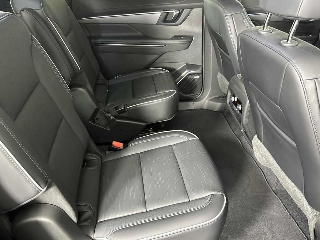 new 2025 Buick Enclave car, priced at $46,530