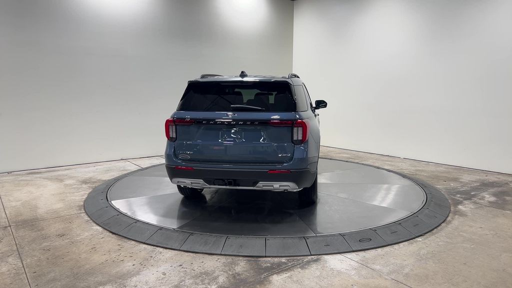 new 2025 Ford Explorer car, priced at $46,275