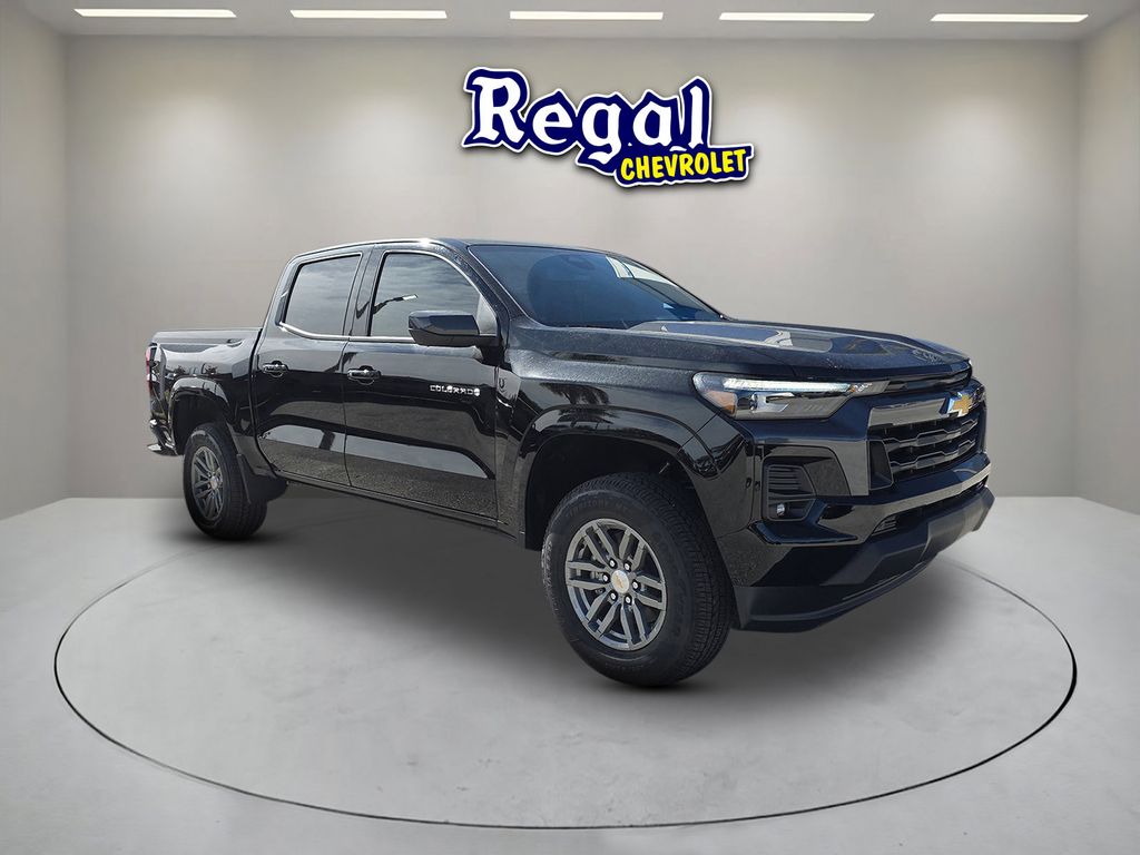 new 2026 Chevrolet Colorado car, priced at $34,900