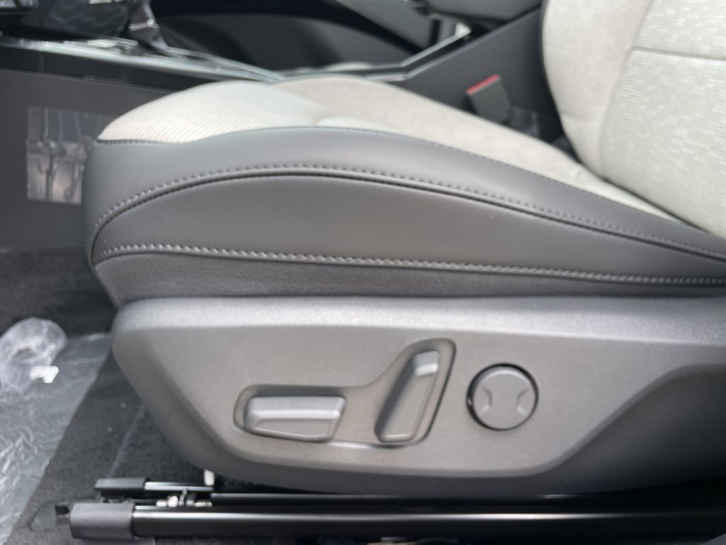 new 2025 Kia Niro car, priced at $33,027