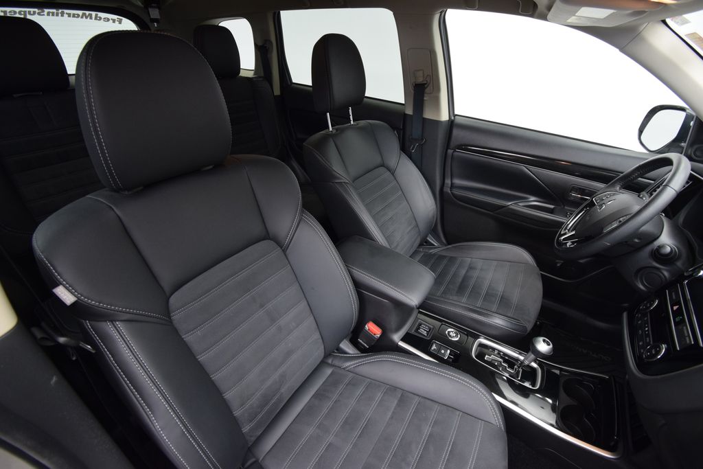 used 2019 Mitsubishi Outlander car, priced at $17,700