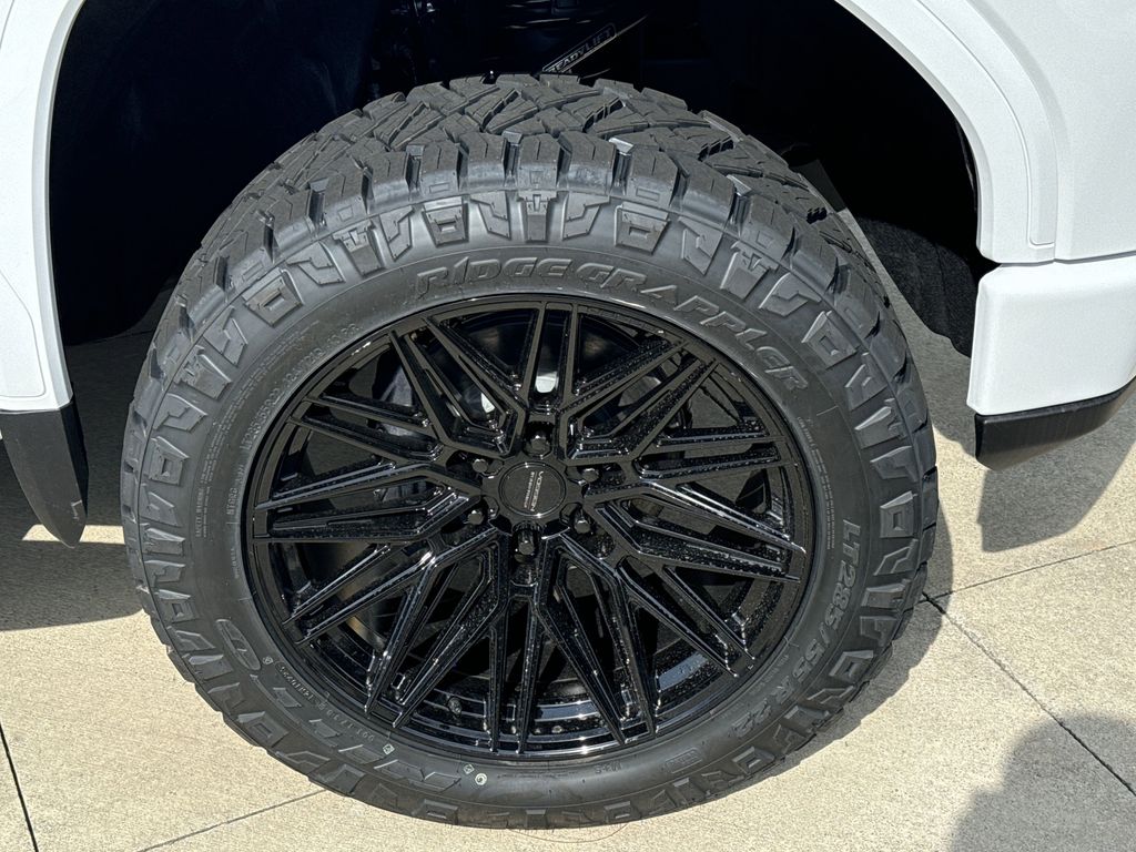 new 2025 GMC Sierra 1500 car, priced at $61,729
