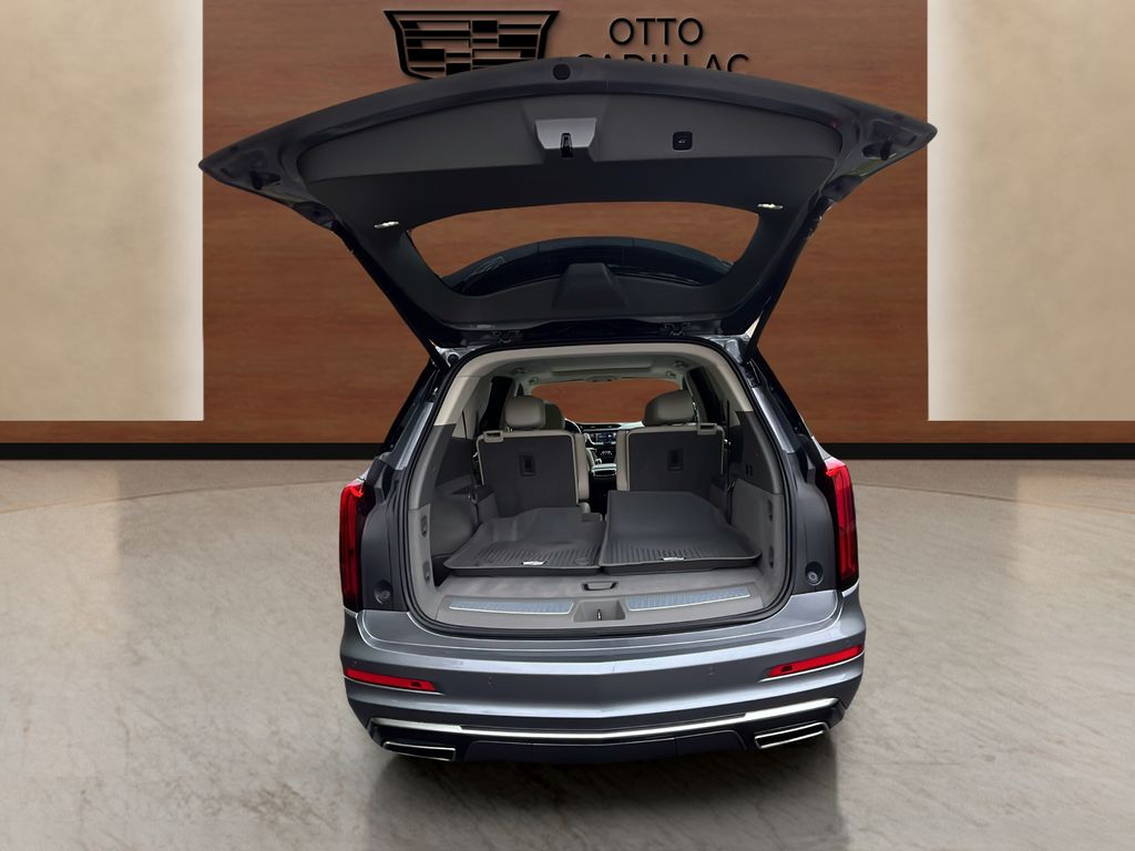 used 2021 Cadillac XT6 car, priced at $35,200