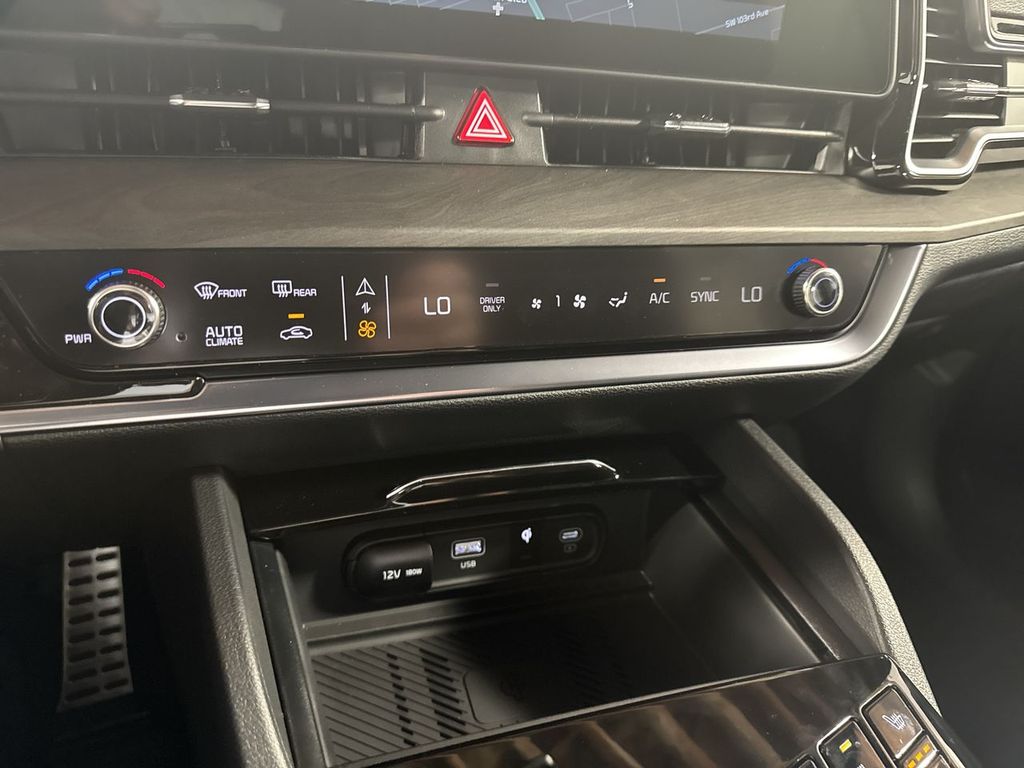 new 2025 Kia Sportage Plug-In Hybrid car, priced at $45,761
