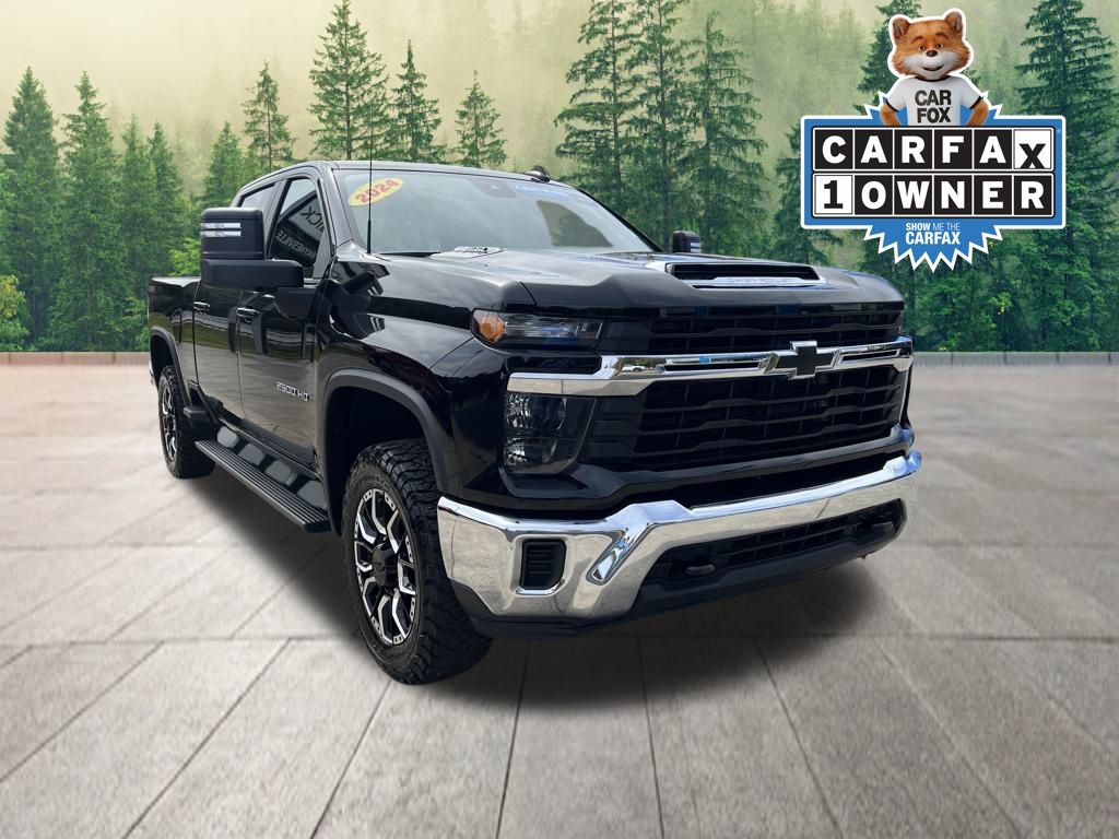 used 2024 Chevrolet Silverado 2500HD car, priced at $56,000
