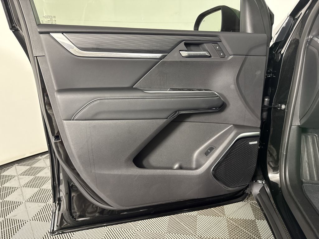 new 2025 GMC Acadia car, priced at $42,724