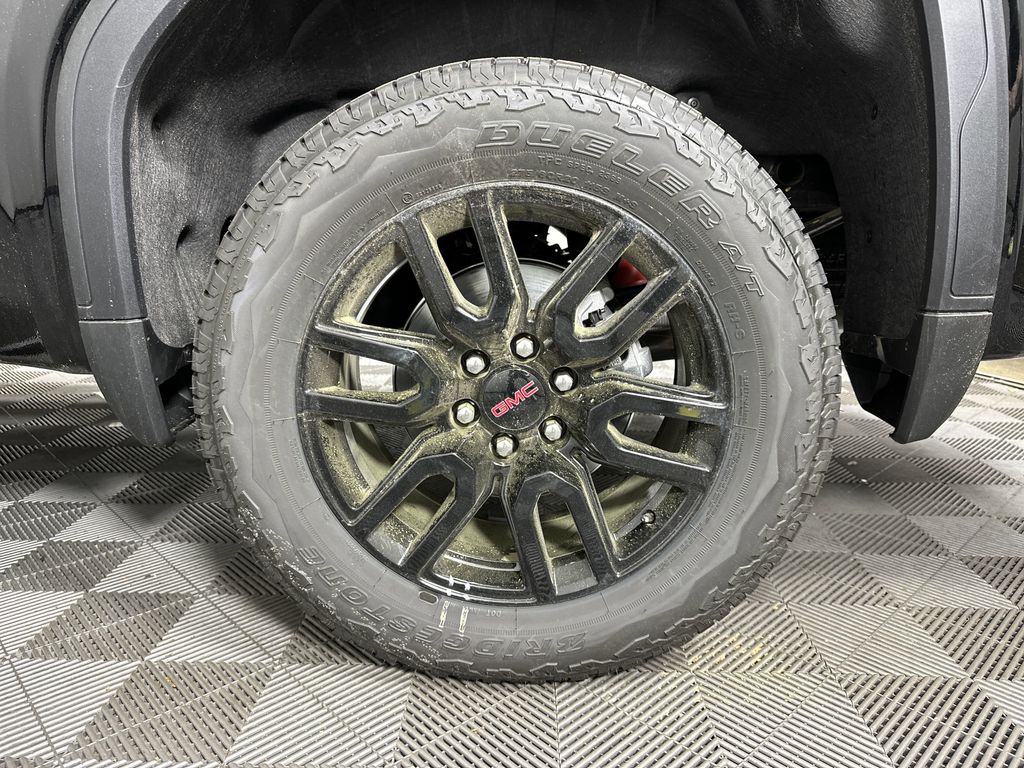 new 2025 GMC Sierra 1500 car, priced at $60,224