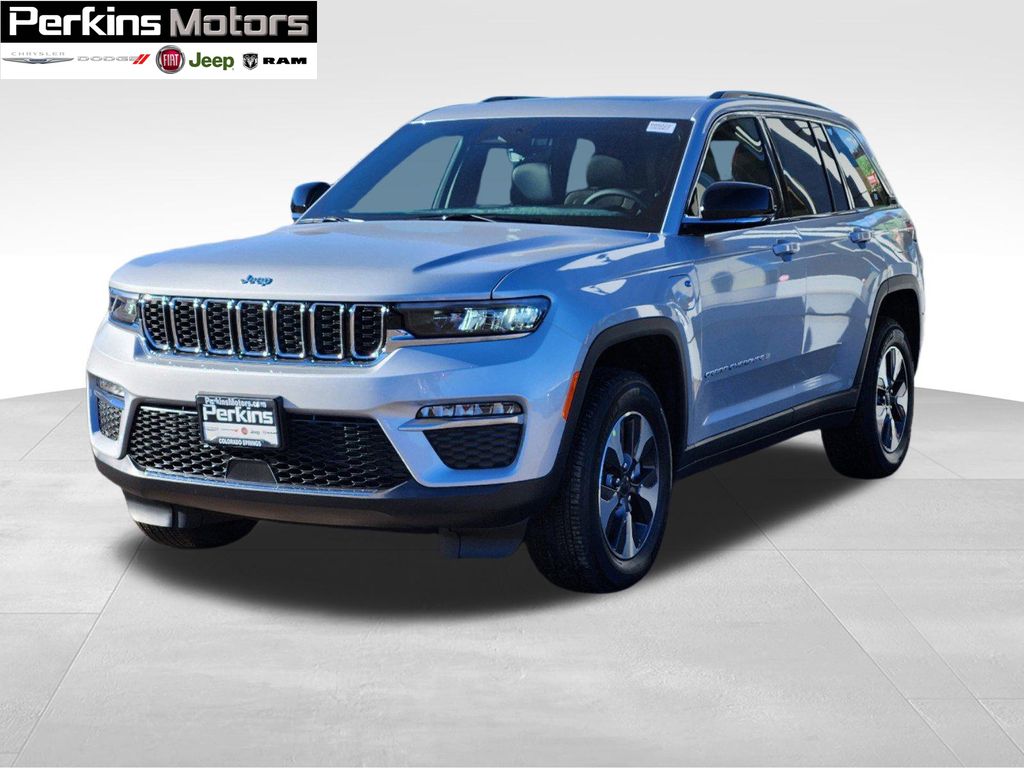 new 2025 Jeep Grand Cherokee car, priced at $53,864