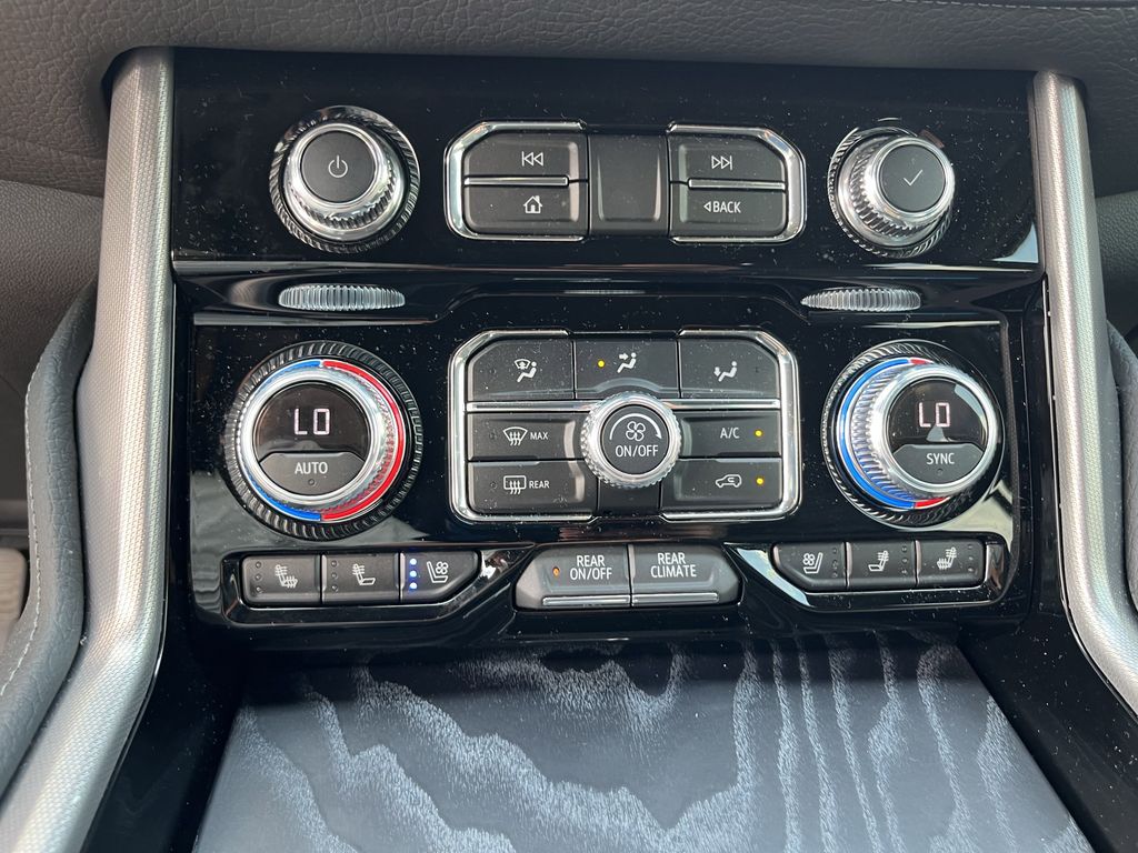 used 2022 GMC Yukon car, priced at $62,993