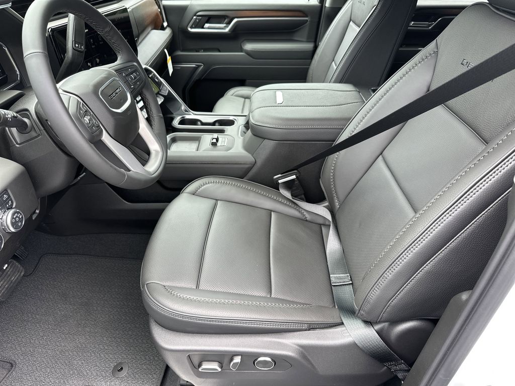 new 2025 GMC Sierra 2500HD car, priced at $85,539