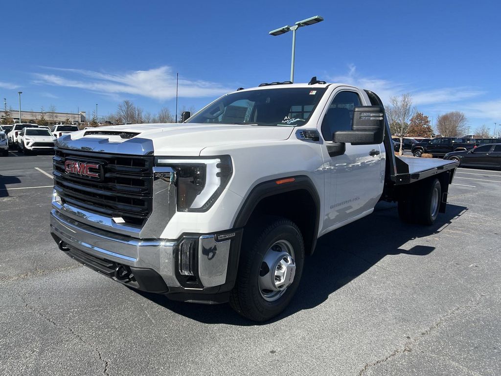 new 2025 GMC Sierra 3500HD car, priced at $48,443