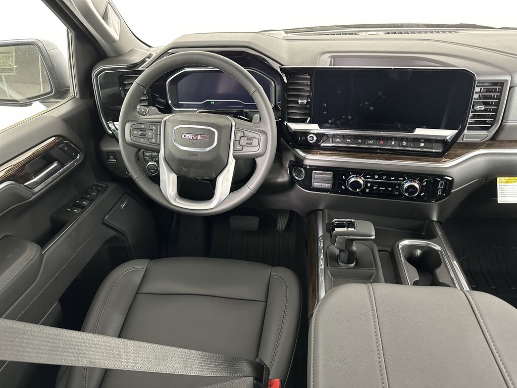 new 2025 GMC Sierra 1500 car, priced at $62,224
