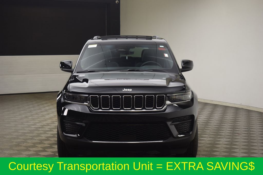 new 2025 Jeep Grand Cherokee car, priced at $37,951
