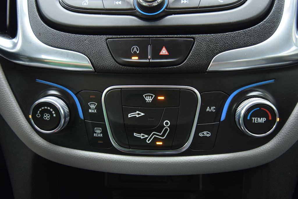 used 2022 Chevrolet Equinox car, priced at $22,500
