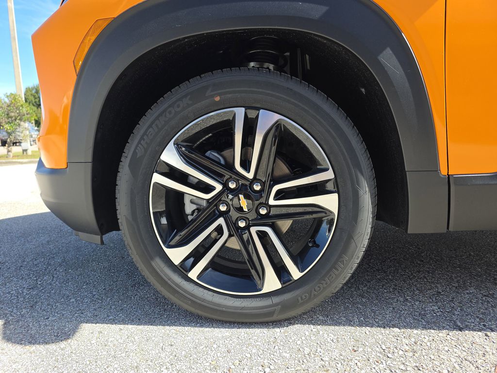 new 2026 Chevrolet TrailBlazer car, priced at $28,475