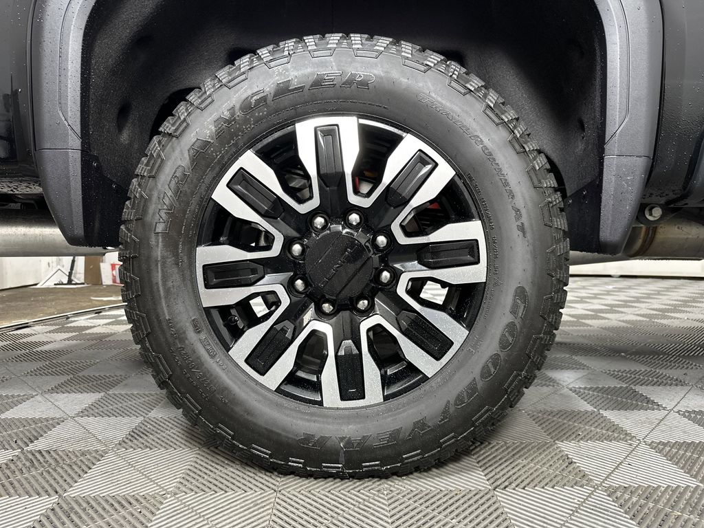 new 2025 GMC Sierra 2500HD car, priced at $94,014