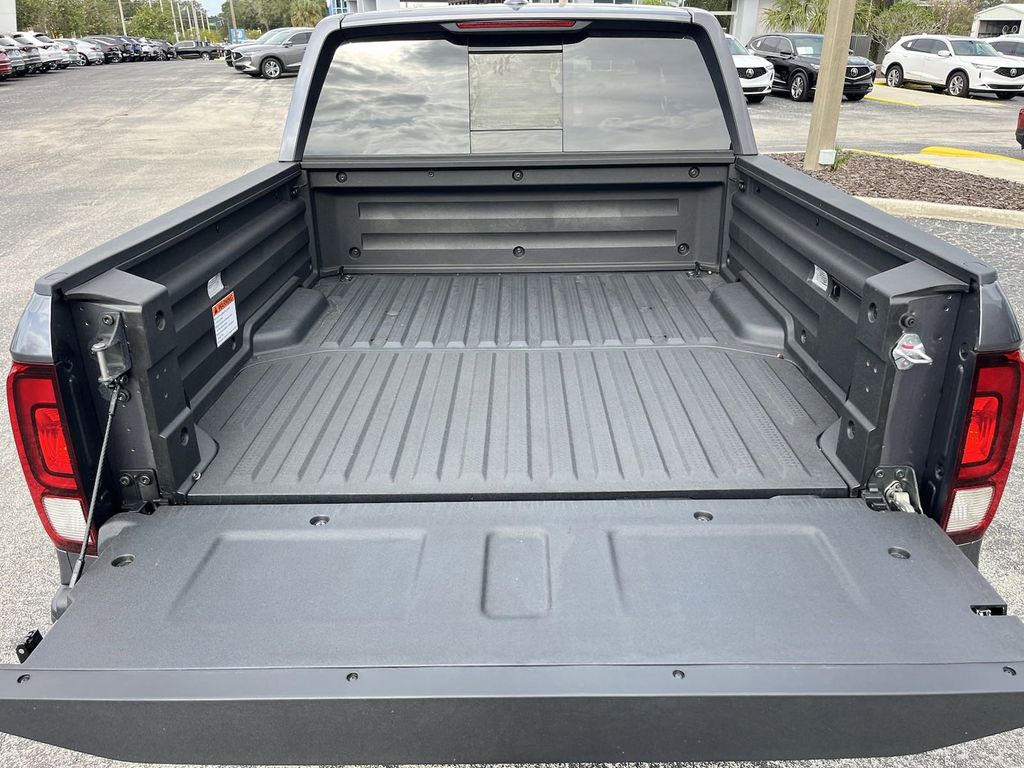 new 2025 Honda Ridgeline car, priced at $46,675