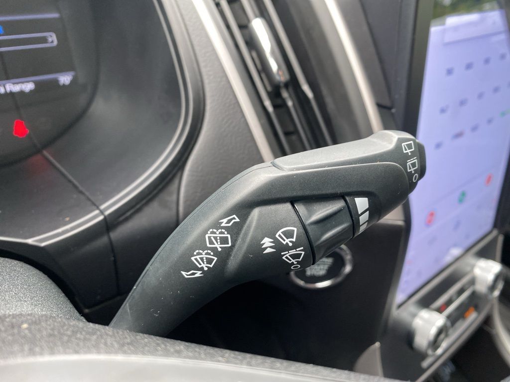 used 2023 Ford Edge car, priced at $29,600