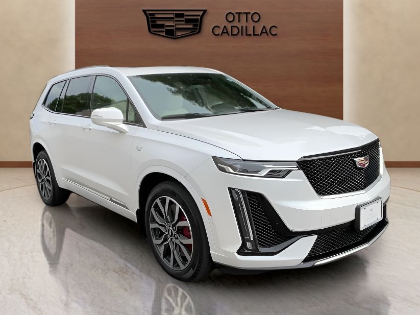 used 2023 Cadillac XT6 car, priced at $39,300