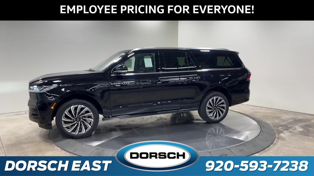 new 2025 Lincoln Navigator car, priced at $121,730