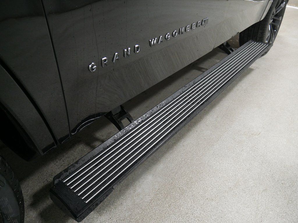 new 2024 Jeep Grand Wagoneer L car, priced at $122,480