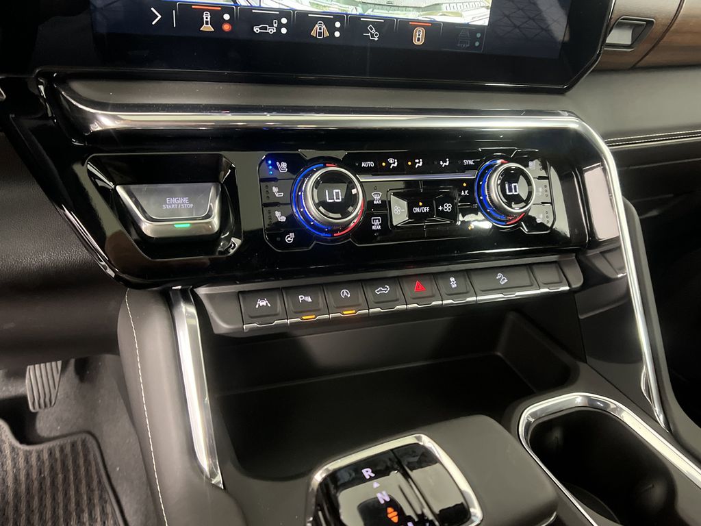 new 2025 GMC Sierra 1500 car, priced at $78,239
