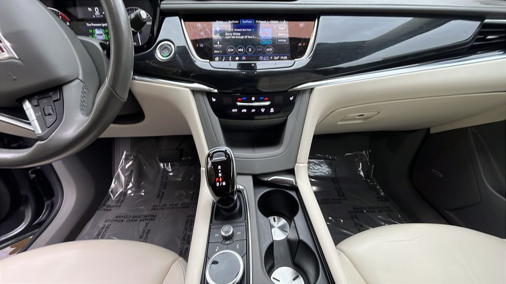 used 2021 Cadillac XT6 car, priced at $35,200