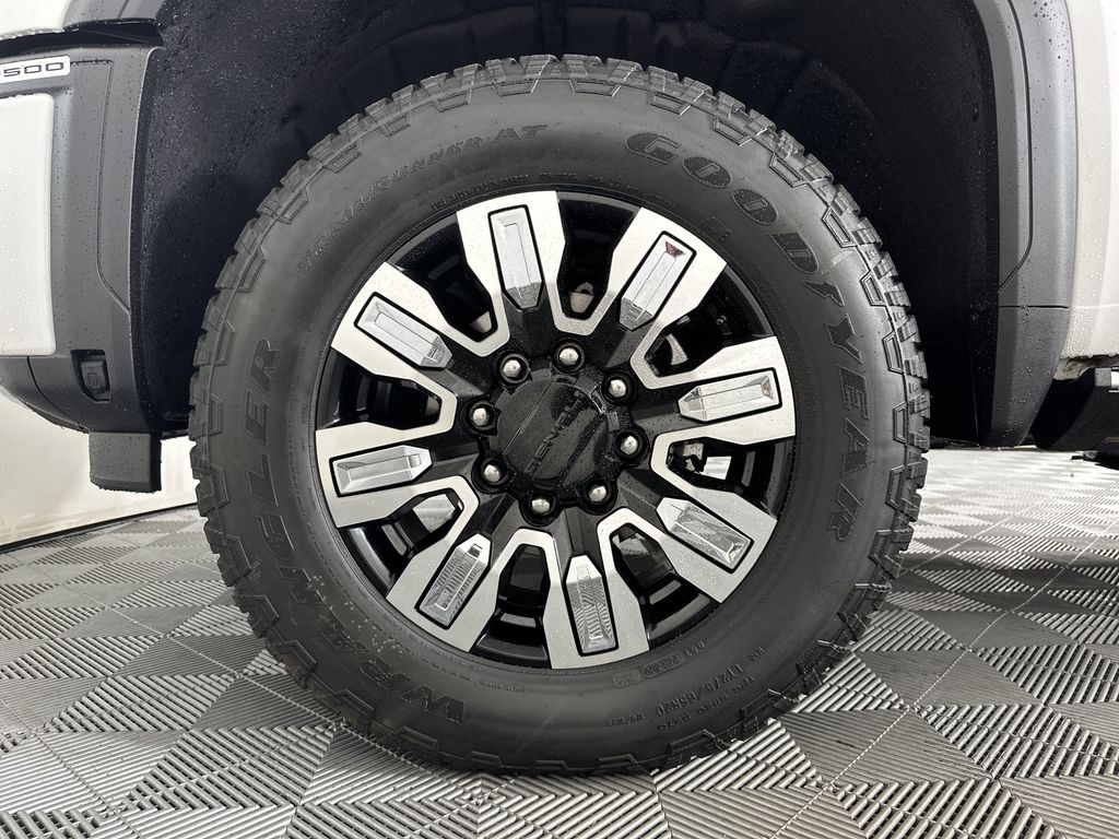 new 2025 GMC Sierra 2500HD car, priced at $86,234