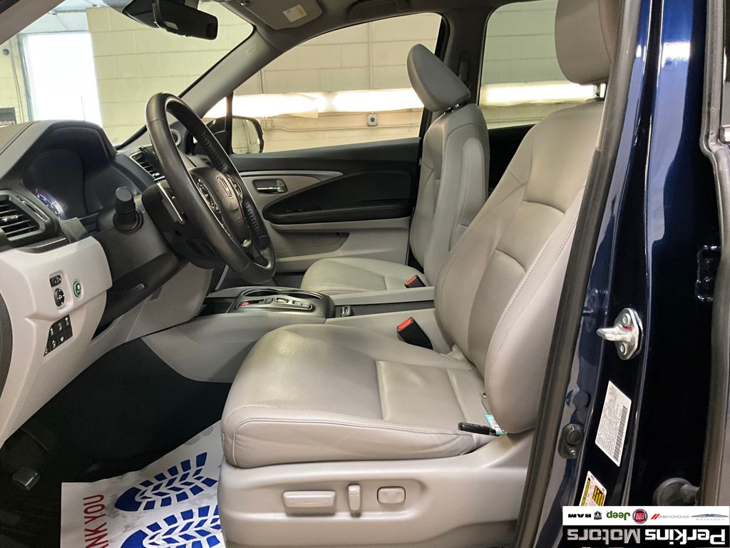 used 2022 Honda Ridgeline car, priced at $36,321