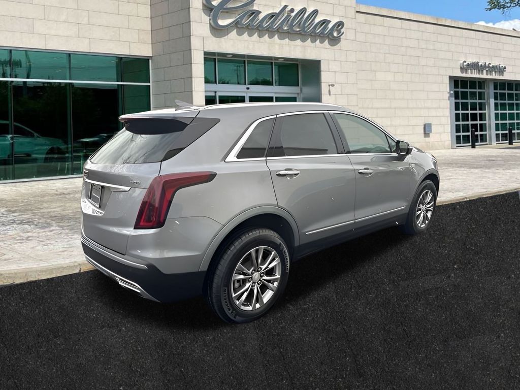 used 2023 Cadillac XT5 car, priced at $36,250