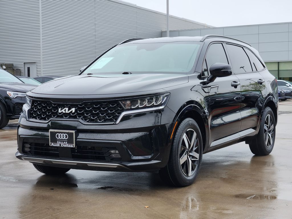 used 2022 Kia Sorento car, priced at $24,944