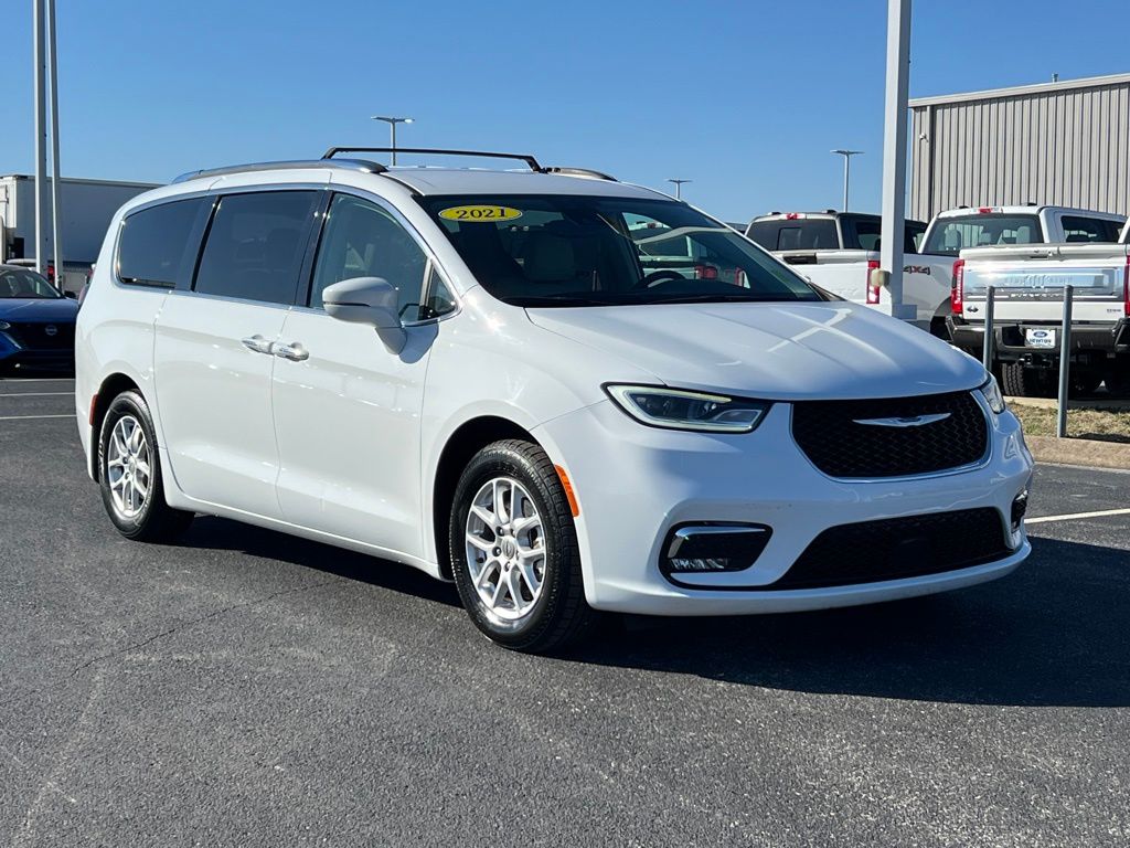 used 2021 Chrysler Pacifica car, priced at $21,000