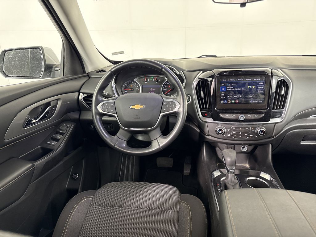 used 2021 Chevrolet Traverse car, priced at $25,997