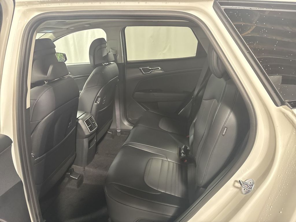 new 2025 Kia Sportage Hybrid car, priced at $38,986