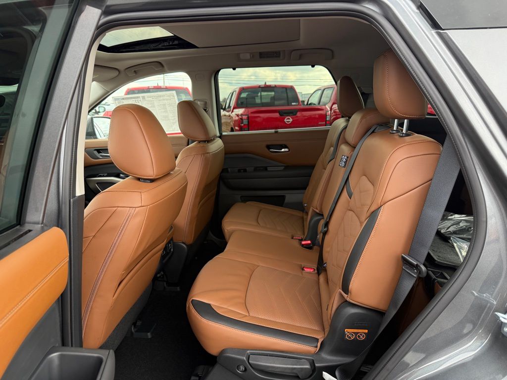 new 2025 Nissan Pathfinder car, priced at $47,841