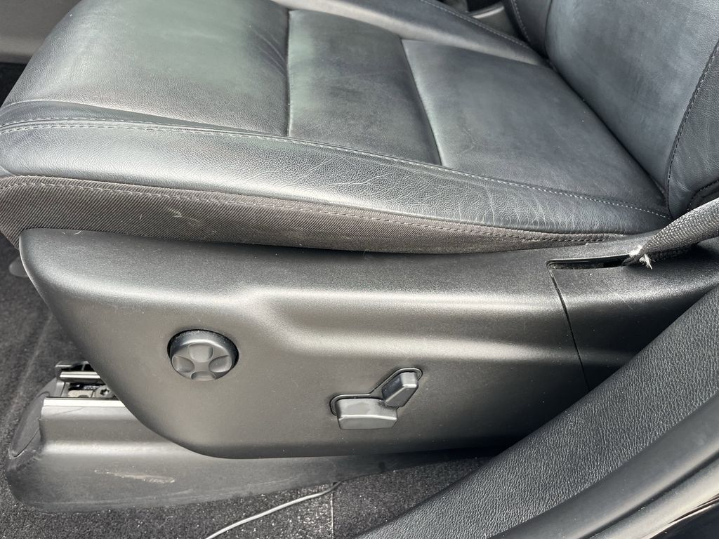 used 2021 Jeep Grand Cherokee car, priced at $19,911